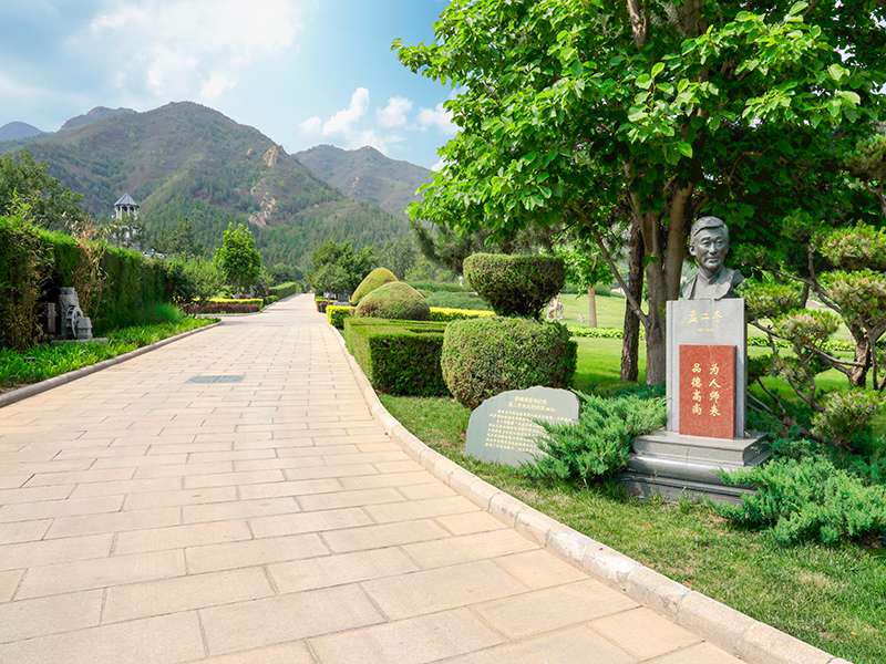 太子峪陵园地理位置是什么？特点是什么？